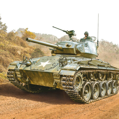 1/35 M24 Chaffee Korean War