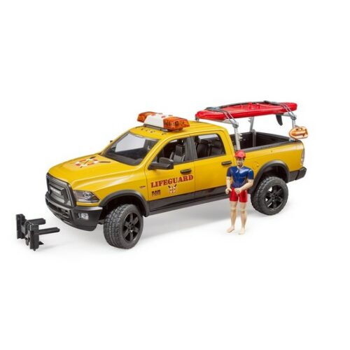 RAM 2500 power wagon con canoa