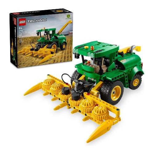 42168 Technic :John Deere 9700 Forage Harvester