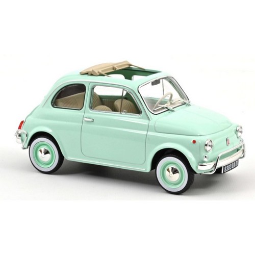 1/18 Fiat 500L  verde acqua